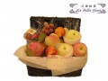 Mid-Autumn Festival Hamper is a basket with fruits. Mid Autumn Festival is a time to give your valuable customer a gift, to express your concern among friends and relatives. Gift basket or hamper normally includes moon cake, seasonal fruit, wines, etc if you like. For some special receiver, you can upgrade to use the fruit from Japan also. The main purpose is making all receivers to have a special day full of joy when they get your gifts and feel your heart.