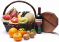 8 seasonal fruits + Peninsula Spring Moon Mooncake + Red Wine (P001)